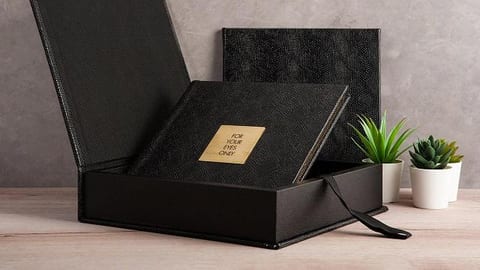 -A Wedding Gift Like No Other: Why a Bridal Boudoir Album is the Perfect Surprise